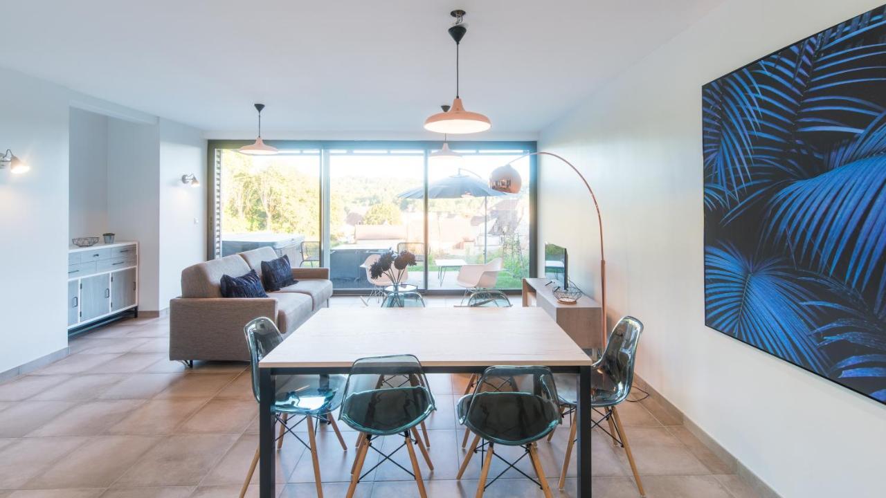 Ferienwohnung Plein Soleil Avec Jacuzzi Privatif Et Parking Prive Sarlat Exterior foto